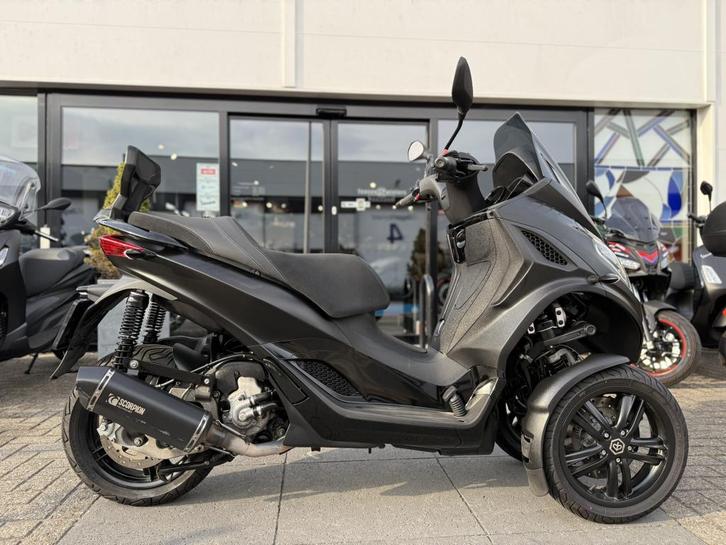 Piaggio MP3 300cc HPE DeepBlack, Motoren, Motoren | Piaggio, Bedrijf, Scooter, 1 cilinder, Ophalen of Verzenden
