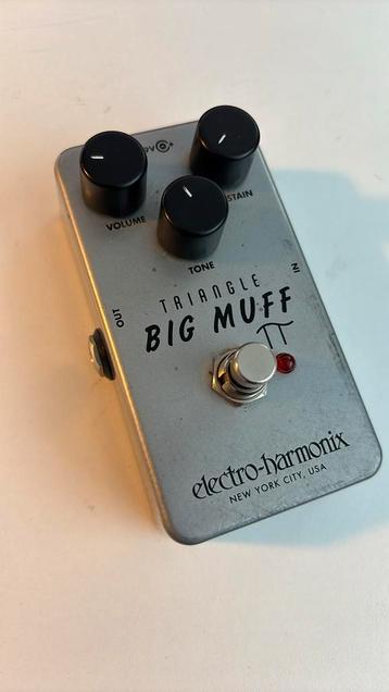 EHX - Triangle Big Muff Fuzz beschikbaar voor biedingen