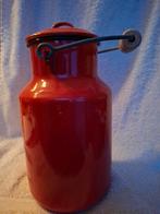 Rood emaille melkbusje, Ophalen of Verzenden