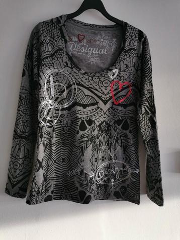 Desigual top mt. M beschikbaar voor biedingen