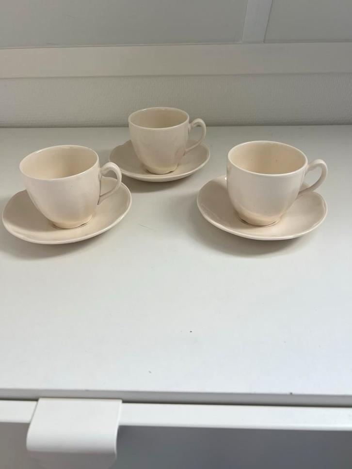 Johnson Brothers kop en schotel set (3 stuks), Antiek en Kunst, Antiek | Servies los, Ophalen of Verzenden