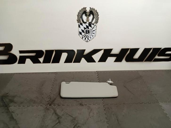 BMW E83 ZONNEKLEP SPIEGEL VERLICHT LINKS GRIJS 51163428217, Auto diversen, Overige Auto diversen, Ophalen of Verzenden