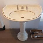 Antieke porseleinen wastafel van PORCHER a Paris, Doe-het-zelf en Verbouw, Sanitair, Ophalen, Gebruikt, Wastafel