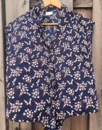 VILA Blouse – Maat 38 | Donkerblauw met Bloemenprint, Kleding | Dames, Blouses en Tunieken, Ophalen of Verzenden, Gedragen, Maat 38/40 (M)