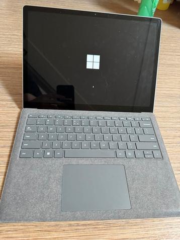 Microsoft Surface 5 | i7 12th Gen | 16GB RAM | 475GB SSD beschikbaar voor biedingen