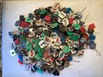 500 speldjes klassieke auto’s, Verzamelen, Speldjes, Pins en Buttons, Ophalen of Verzenden, Gebruikt, Transport