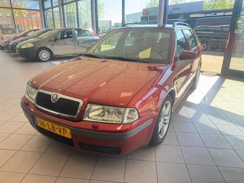 Skoda Octavia Combi 2.0 Elegance PDC LMV CLIMATE APK 12-25 B, Auto's, Skoda, Bedrijf, Octavia, ABS, Airbags, Airconditioning, Boordcomputer