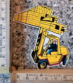 Vintage sticker Heftruck met stapel planken hout, Verzamelen, Stickers, Ophalen of Verzenden, Zo goed als nieuw