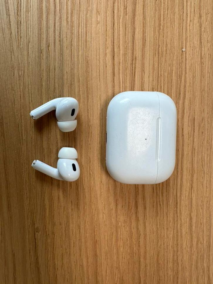 Apple AirPods Pro 2 (model A2698), Telecommunicatie, Mobiele telefoons | Oordopjes, Gebruikt, In gehoorgang (in-ear), Bluetooth