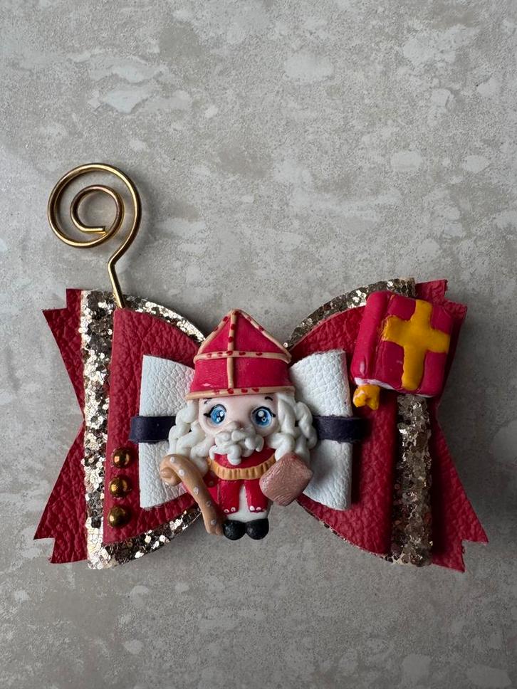 Sinterklaas hasrspeld - nieuw, Sieraden, Tassen en Uiterlijk, Kindersieraden, Zo goed als nieuw, Oorbellen, Overige kleuren, Ophalen of Verzenden