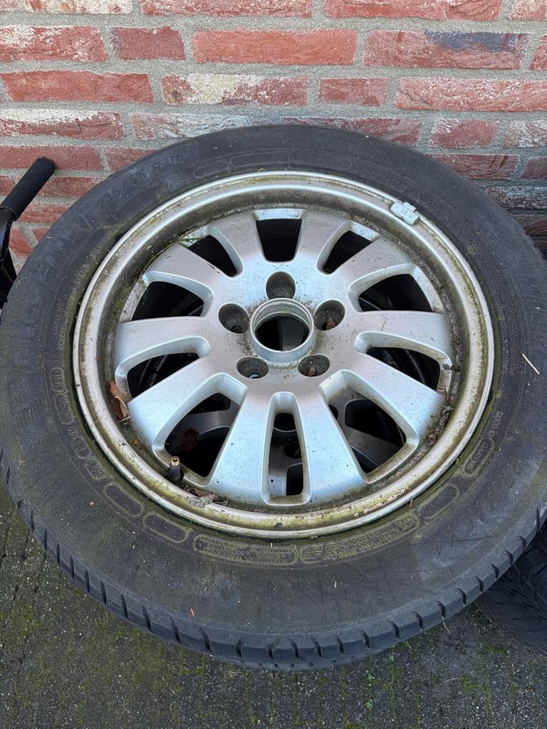 Saab 9-5 Velgen 2 sets met Zomer- en Winterbanden, Auto-onderdelen, Banden en Velgen, Ophalen, 16 inch, Banden en Velgen, Personenwagen