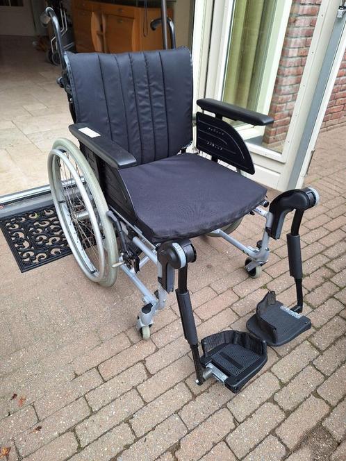 rolstoel, nauwelijks gebruikt, incl. zitkussen, Diversen, Rolstoelen, Zo goed als nieuw, Handbewogen rolstoel, Inklapbaar, Ophalen