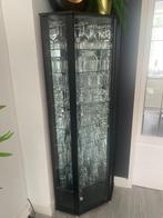 hoek vitrinekast hout en glas met glazenplateau's, Huis en Inrichting, Kasten | Vitrinekasten, Ophalen, Met deur(en), Glas, 50 tot 100 cm
