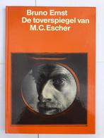 De toverspiegel van M.C. Escher, Bruno Ernst, Ophalen of Verzenden, Zo goed als nieuw, Schilder- en Tekenkunst