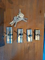 Dom skg 2 slotenset, Ophalen of Verzenden, Gebruikt, IJzer, Slot