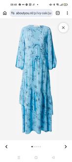 GEZOCHT: Blauwe lange jurk van Ivy & Oak - L, Ivy & Oak, Blauw, Maat 42/44 (L), Ophalen of Verzenden