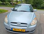Hyundai Accent 1.4 3DRS 2006 Grijs, Auto's, Hyundai, Voorwielaandrijving, Accent, 4 cilinders, 1055 kg