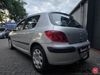 Peugeot 307 - 1.4 XT/106Nap/Airco/5Drs/Trekh/DistrVervangen, 4 cilinders, Bedrijf, Handgeschakeld, 48 €/maand
