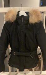 Woolrich jas dames S/M met prachtige bontkraag, Kleding | Dames, Jassen | Winter, Maat 38/40 (M), Zwart, Ophalen of Verzenden