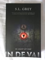 In de val van S.L Grey, Ophalen of Verzenden, Zo goed als nieuw, S.L Grey