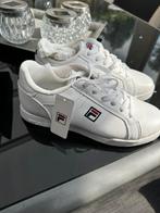mooie nieuwe Fila campora sneakers wit. met kaartje maat 37, Ophalen of Verzenden, Nieuw, Schoenen