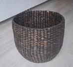 Handgemaakte Bali Mand - 36cm, Huis en Inrichting, Woonaccessoires | Schalen en Manden, Mand, Rond, Ophalen of Verzenden, Zo goed als nieuw