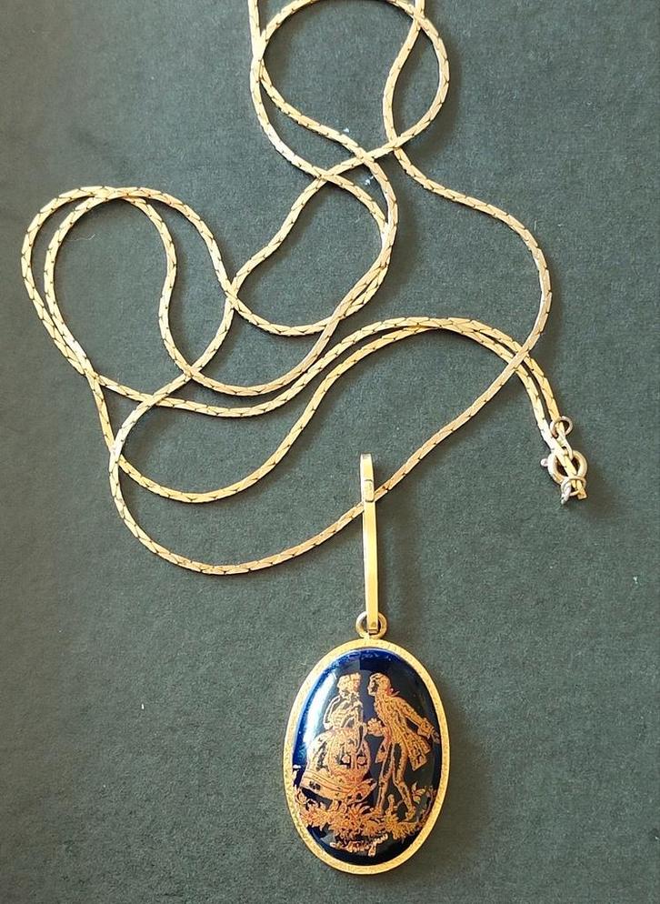 Vintage Limoges Amerik L&K hanger plus ketting.
15 gram
Leng, Sieraden, Tassen en Uiterlijk, Kettingen, Zo goed als nieuw, Goud