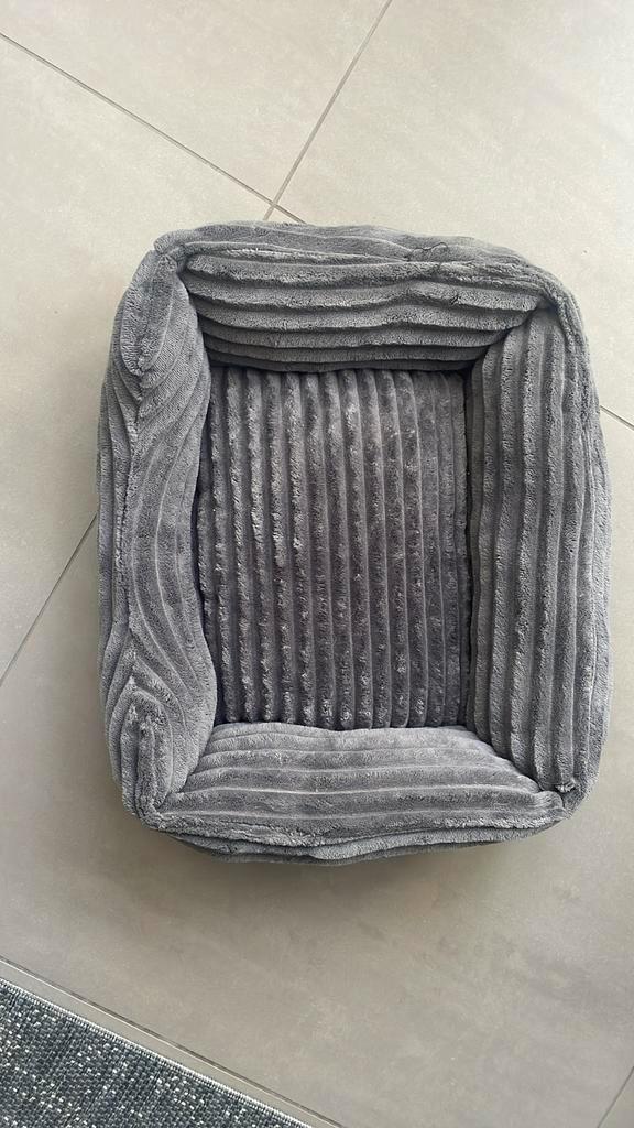 Adori kattenmand Saar 50 x 40 x 17, Dieren en Toebehoren, Kattenmanden, Zo goed als nieuw, Ophalen of Verzenden