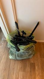 Gratis volle zak met kleerhangers, Kleding | Dames, Kledinghangers, Ophalen, Zo goed als nieuw, Kunststof, Volwassenen