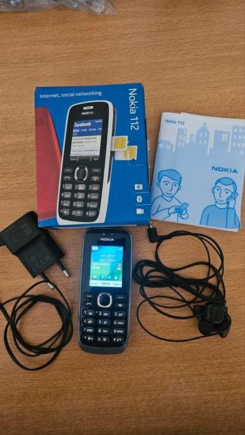 Zo goed als nieuwe Nokia 112 mobiele telefoon. 2 sim slots beschikbaar voor biedingen