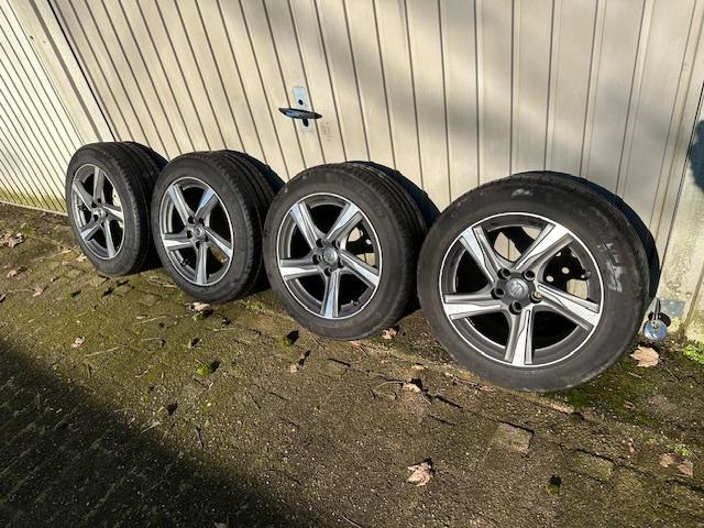 Originele Volvo Ixion R design velgen 16", Auto-onderdelen, Banden en Velgen, Velg(en), Zomerbanden, 16 inch, 205 mm, Personenwagen
