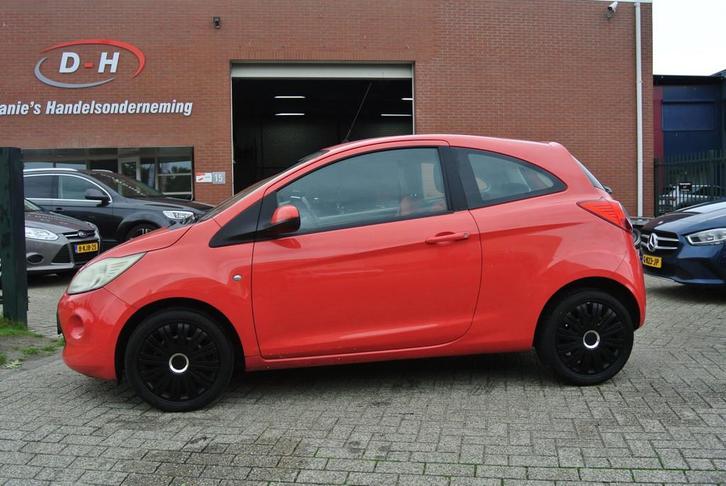 Ford Ka 1.2 Titanium airco apk 14-10-2026 inruil mogelijk na, Auto's, Ford, Bedrijf, Te koop, Ka, ABS, Airbags, Airconditioning
