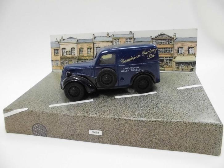 Corgi model Fordson, Hobby en Vrije tijd, Modelauto's | 1:43, Zo goed als nieuw, Auto, Corgi, Ophalen