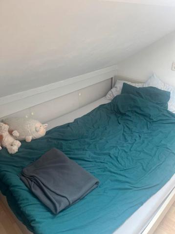IKEA bedframe + matress - afbeelding 4