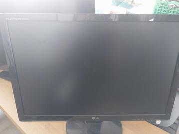 LG FLATRON W2242S-PF monitor – 22 inch, werkt goed beschikbaar voor biedingen