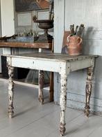 Oude Franse Landelijke Tafel, Ophalen