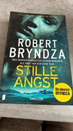 Stille Angst - Robert Bryndza, Ophalen of Verzenden, Zo goed als nieuw, Nederland