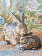 Oud Goebel beeldje uit Duitsland van twee konijnen 15,4 cm., Antiek en Kunst, Antiek | Porselein, Ophalen of Verzenden