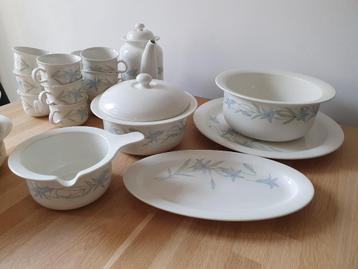 Thee / koffie servies van Arabia Finland Arctica beschikbaar voor biedingen