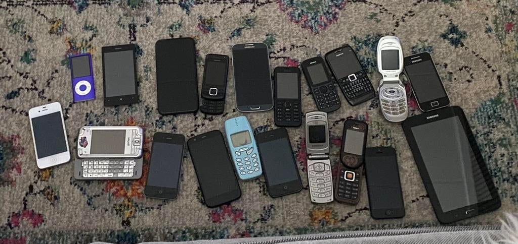 Gezocht! Uw oude telefoon, Telecommunicatie, Vaste telefoons | Niet Draadloos, Ophalen of Verzenden, Zo goed als nieuw