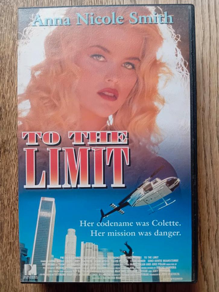 To The Limit - Anna Nicole Smith VHS, Cd's en Dvd's, VHS | Film, Gebruikt, Actie en Avontuur, Vanaf 16 jaar, Verzenden