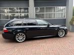 BMW 5 Serie Touring 530i M-sport Km 145.000 Bj 2006 youngtim, Automaat, Achterwielaandrijving, Gebruikt, Zwart
