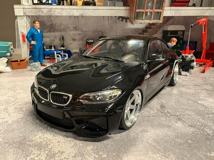 1:18 Minichamps BMW M2 custom vaste wielen zonder doos, Hobby en Vrije tijd, Modelauto's | 1:18, Auto, MiniChamps, Ophalen of Verzenden