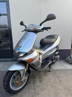 ⭐️Gilera runner 50cc dd zilvergrijs brom kenteken netjes⭐️, Ophalen