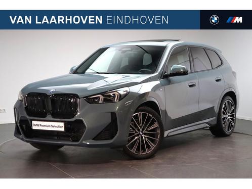 BMW iX1 xDrive30 High Executive M Sport / Panoramadak / Spor, Auto's, BMW, Bedrijf, Te koop, iX1, 4x4, Bochtverlichting, Head-up Display