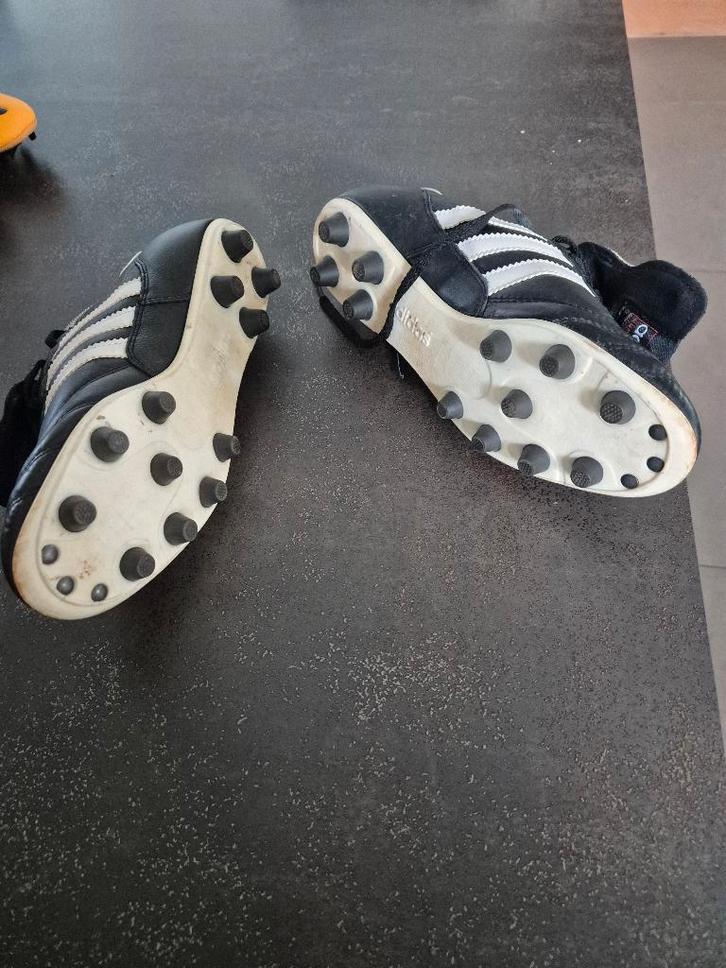 Adidas copa mundial origineel duitse maat 40 1/2, Sport en Fitness, Voetbal, Zo goed als nieuw, Schoenen, Maat XS of kleiner, Ophalen of Verzenden