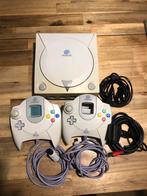 Sega dreamcast met diverse spellen, Spelcomputers en Games, Ophalen of Verzenden, Zo goed als nieuw, Met 1 controller, Saturn of Dreamcast