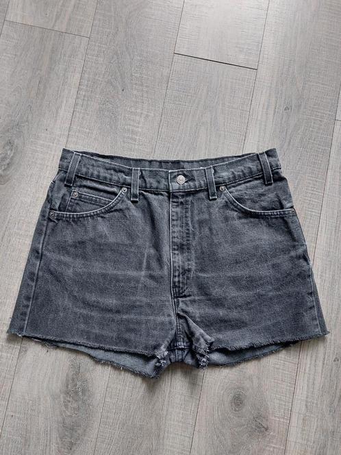 Vintage 90s Levis 550 USA denim shorts, Kleding | Dames, Spijkerbroeken en Jeans, Gedragen, Zwart, Ophalen of Verzenden