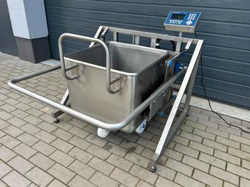 PROFESSIONELE WEEGSCHAAL VOOR HET HELPEN EN TANKS 200 L EN 3 beschikbaar voor biedingen
