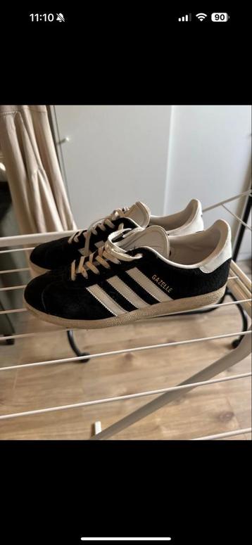 Adidas Gazelle Zwart Wit beschikbaar voor biedingen